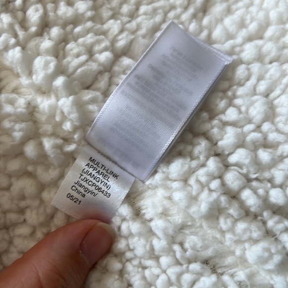 Baby Girls Aspen Kids Warm Vest - Picture 11 of 13